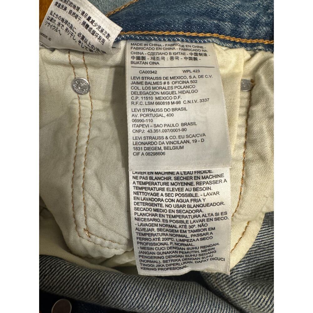 Levi’s 501 Icons Distressed Light Wash Jeans – W32 L32 – NWT - Picture 9 of 9